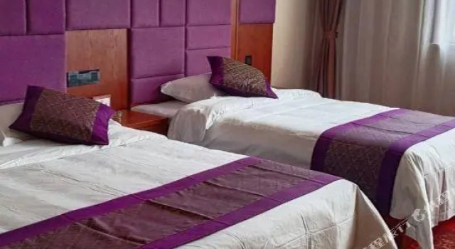 Шестиместный люкс Deluxe Kefulong Business Hotel