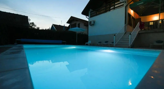 Villa Mina Kladovo, entire charming house with 5 bedrooms, Buchen Sie Villa Kladovo 