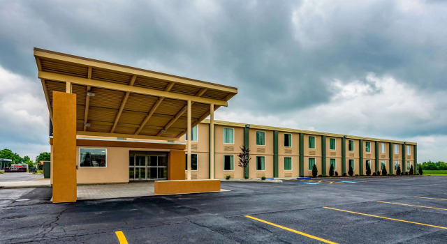 Red Lion Inn & Suites Bucyrus North, Book Hotel Hoteller i Bucyrus med morgenmad, Morgenmad