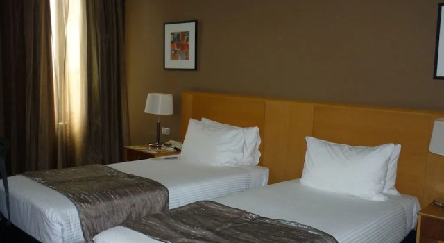 Hotel Akash Sarovar, Prenota Hotel Purulia West Bengal