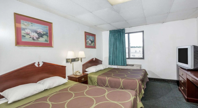 Четырёхместный номер Standard Super 8 by Wyndham Pompano Beach