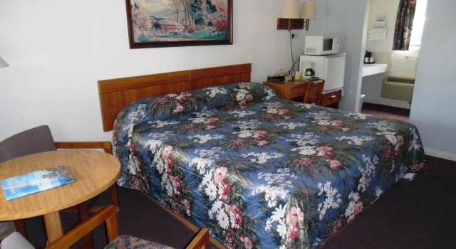 Люкс Laurel Park Inn