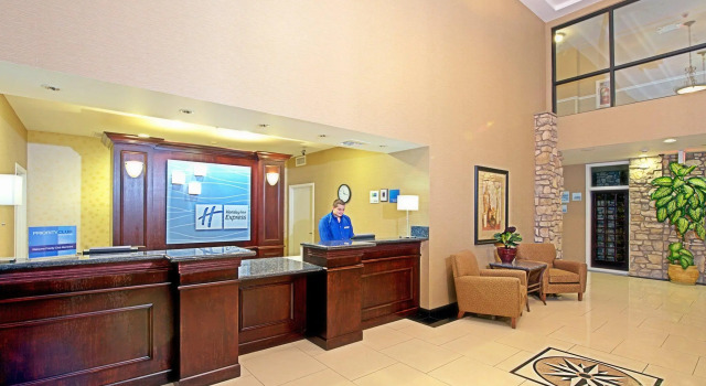 Holiday Inn Express & Suites Tucson by IHG