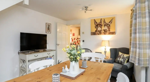Bwthyn Defaid, Book Feriehus Hoteller i Gwynedd med parkering, Parkering