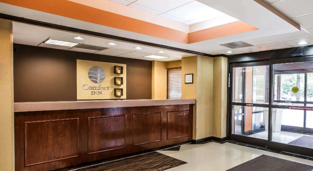 Comfort Inn Alpharetta-Atlanta North, Buchen Sie Hotel Alpharetta Georgia