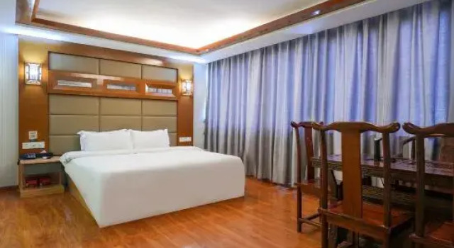 Fujing Business Hotel (Qingyuan People's Hospital), Boek Hotel Hotels in Guangdong met parkeren, Parkeren