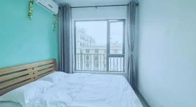 Люкс с 3 комнатами с видом на сад Happy Island Holiday Apartment