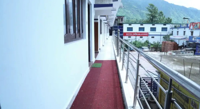 Номер Standard Hotel Omkaar & Restaurant Chinyalisaur