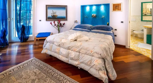B&B La Villa, Rezervați Bed and Breakfast Forlì Emilia-Romagna