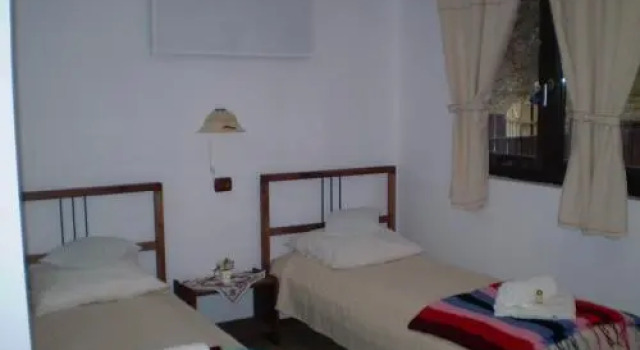 Conacul Vultureasa, Rezerwuj Hotel Hotele w Carpathians - Romania z parkingiem, Parking