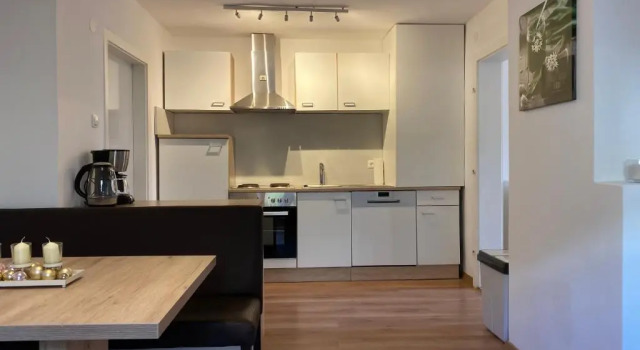 Wohne im Grünen/Innsbruck/4 Pax, Забронировать Отель Отели Инсбрука с парковкой, Парковка