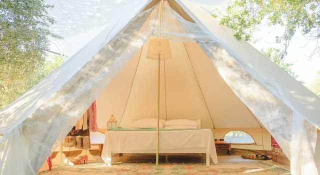 Odyssey Eco Farm Glamping, Забронировать Кемпинг Отели Пороса с бассейном, Бассейн
