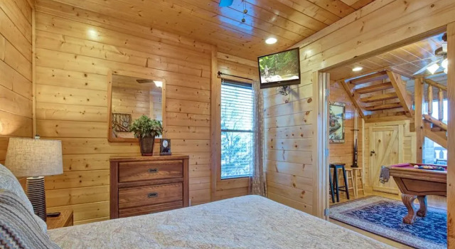 Bella Yani - Three Bedroom Cabin
