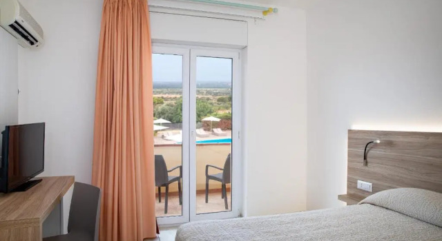 Двухместный номер Standard с видом на море Lu Hotel Porto Pino