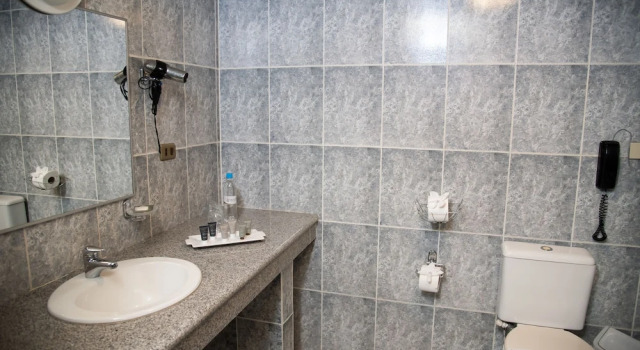 Номер Standard AVANTI HOTEL & CONVENTION CENTER