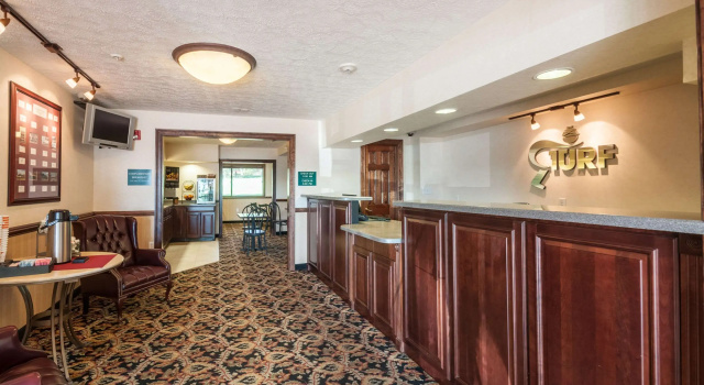 Rodeway Inn & Suites Charles Town