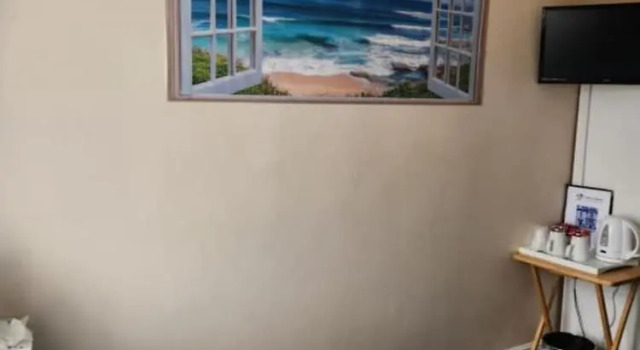 Номер Economy OYO Twins Palms Guest House