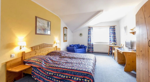 Seehof Hotel am Aartalsee, Varaa Hotelli Hotellit Baijeri pysäköinnillä, Pysäköinti