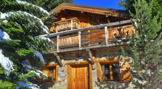 Charming 8-person chalet with fireplace near the centre of Les Deux Alpes, Забронировать Шале Коттеджи Мон-де-Ланс, рядом с Горнолыжный подъемник Жандри 3S, Коттедж