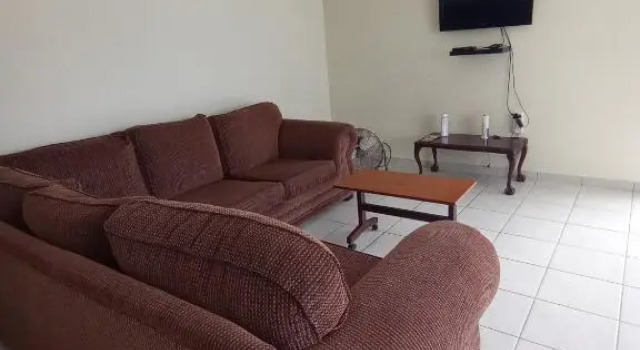 Lovely 2-bedroom vacation home with free parking