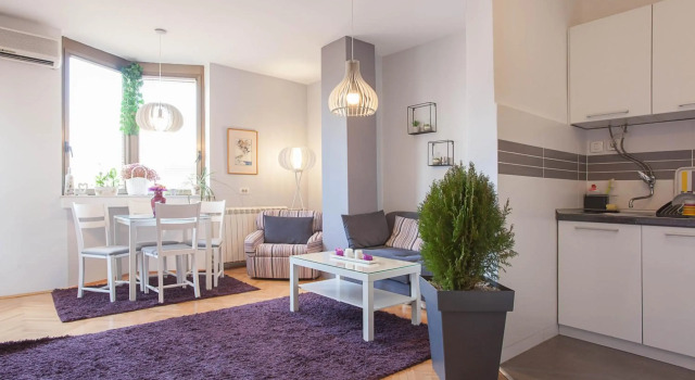 Violet Apartment