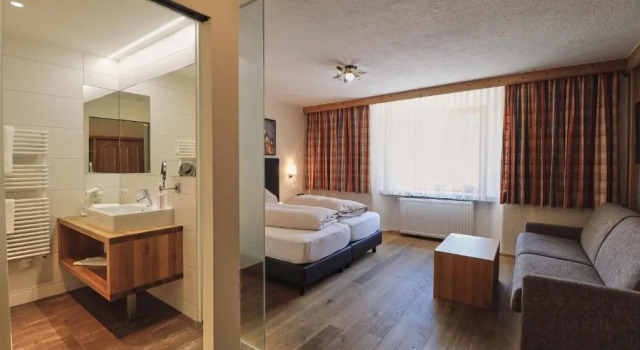 Номер Comfort Hotel Traube