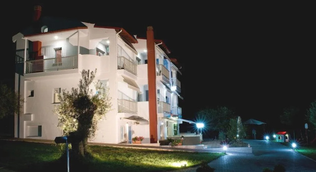 Agrelia, Rezerwuj Hotel Elia Sithonia