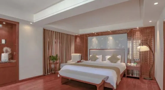 Люкс Deluxe Tibet Hongyan  Hotel