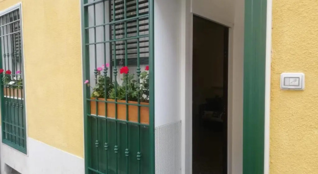 Apartment Urbino 33, Забронировать Апартаменты/квартира Апартаменты Рима, рядом с Santa Maria Ausiliatrice, Апартаменты/квартира