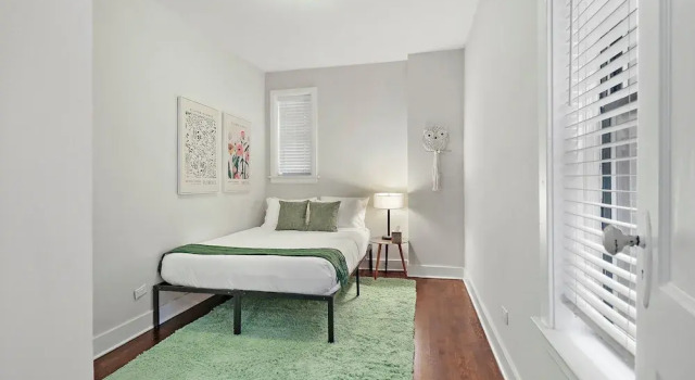 Complete 3BR  - Blackstone 2, Забронировать Апартаменты/квартира Апартаменты Чикаго, рядом с Hyde Park Art Center, Апартаменты/квартира