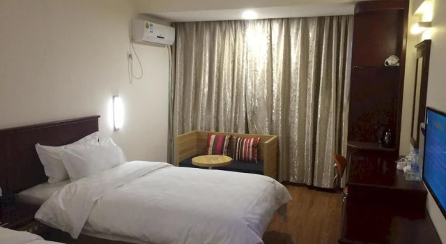 Xianglian Hotel Shenzhen Bao'an Haiya Branch, Забронировать Отель Отели Шэньчжэнь 3 звезды, 3*
