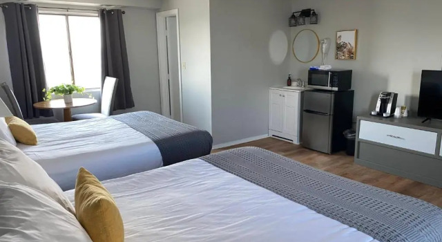 Двухместный номер Standard с видом на бассейн Ways Motel