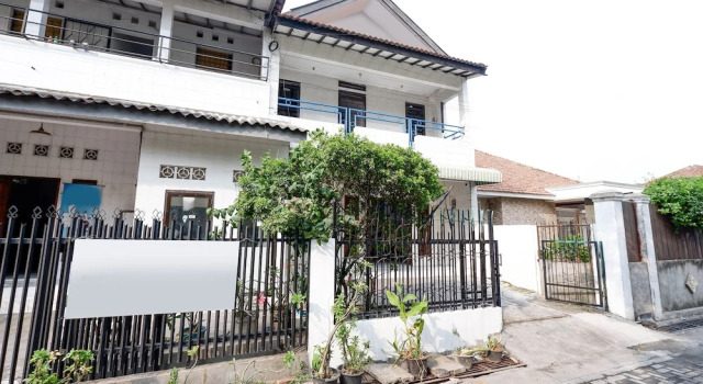 OYO Life 1942 Asia Residence Syariah, Book Hostel / Vandrerhjem Hostels i Semarang, nær Simpang Lima, Hostel / Vandrerhjem