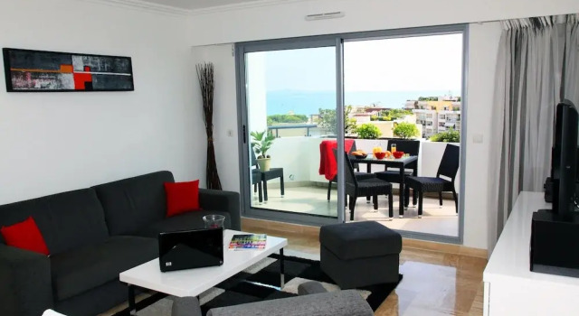 Apartment in Cote D'azur Near the Beach, Забронировать Апартаменты/квартира Кань-сюр-Мер Приморские Альпы