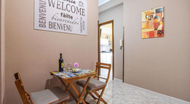 Awesome Apartment in Altavilla Milicia With 3 Bedrooms and Wifi, Book Apartment Hotels in Sicily with Parking, Parking