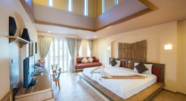 Двухместный номер Deluxe с балконом и с красивым видом из окна Koh Tao Montra Resort
