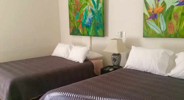Airport Costa Rica B&B, Prenota Bed & breakfast Hotel a Alajuela con parcheggio, Parcheggio