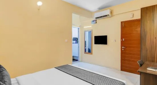 Номер Deluxe UPAR Hotels Nearby Bagmane Tech Park