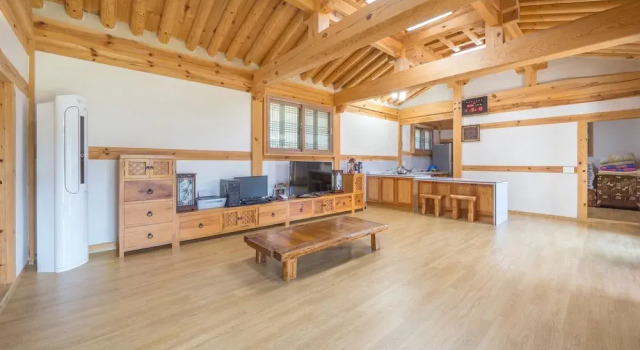 Номер Standard с 2 комнатами Gyeongju Wadamjung Hanok Pension
