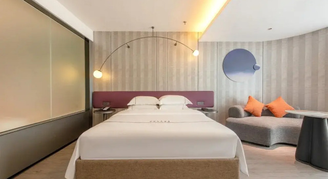 Номер Luxury Calvin International Hotel Guangzhou Baiyun International Airport Huadu Plaza Branch