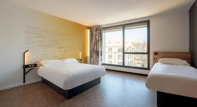 Трёхместный номер B&B HOTEL Toulon Centre Gare