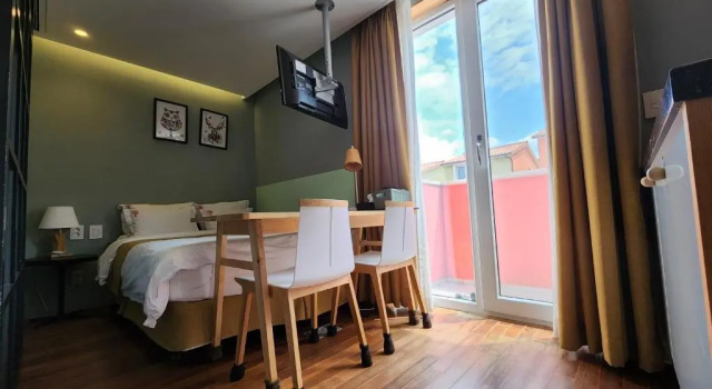Двухместный номер Standard с балконом Jeju Swiss Village 114