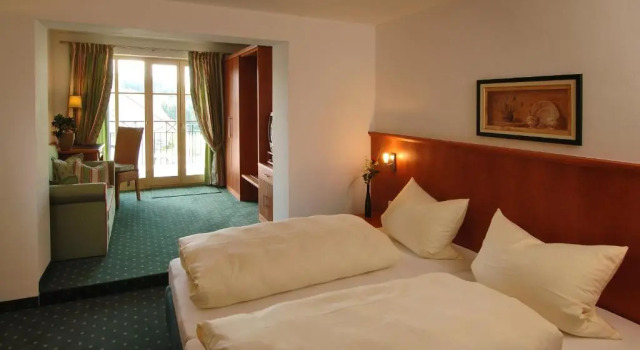 Landgasthof zum Muller, Prenota Hotel Ruderting Foresta Bavarese