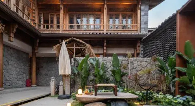 Eight Leaves · ORI Designer Resort, Buchen Sie Resort Resorthotels in Lijiang, Resort