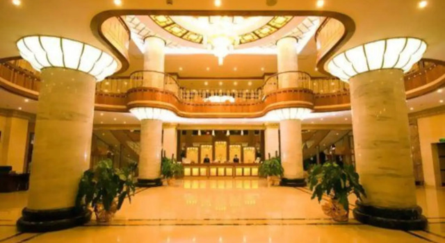Golden Phoenix Hotel