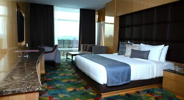 Aureum Grand Hotels & Resorts, Boek Hotel Pathankot Punjab