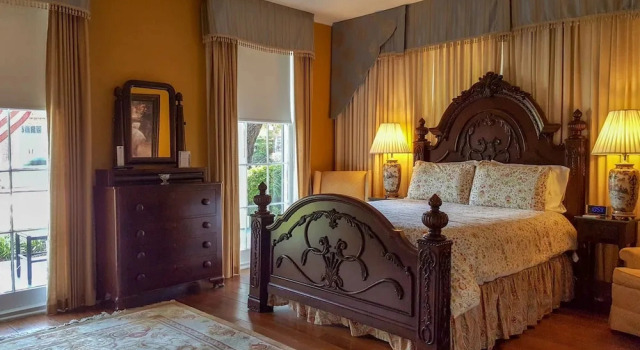 Andrew Morris House Bed and Breakfast, Забронировать Отель «постель и завтрак» Натчиточес Луизиана, рядом с Louisiana Extended Care Hospital of Natchitoches