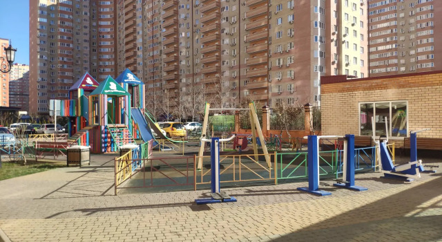 Студия Погостити на улице Героя Яцкова И.В. 9\1
