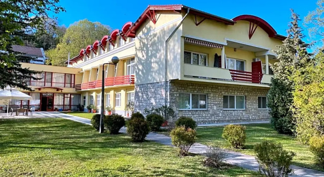 Hello Balcsi Panzio, Boek Hotel Tihany 