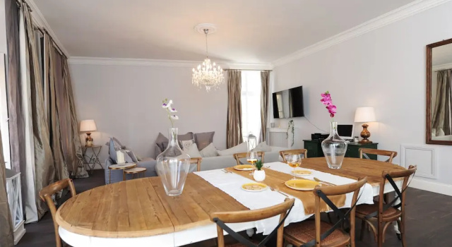 Silver Suite - Five Stars Holidays, Забронировать Отель Ницца Приморские Альпы, рядом с Набережная Соединенных Штатов